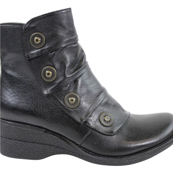 Miz Mooz Shoes - Miz Mooz Ora Bootie Size 9